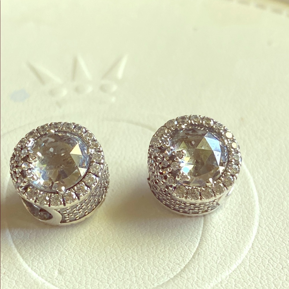 PANDORA💎Set of 2 Sparkling Clear Snowflake Charms